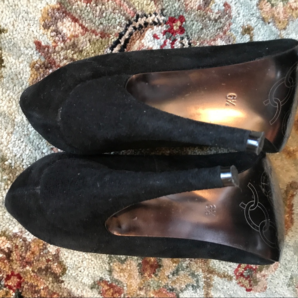 Charles by Charles David Black Suede Pumps Heels - Picture 7 of 8
